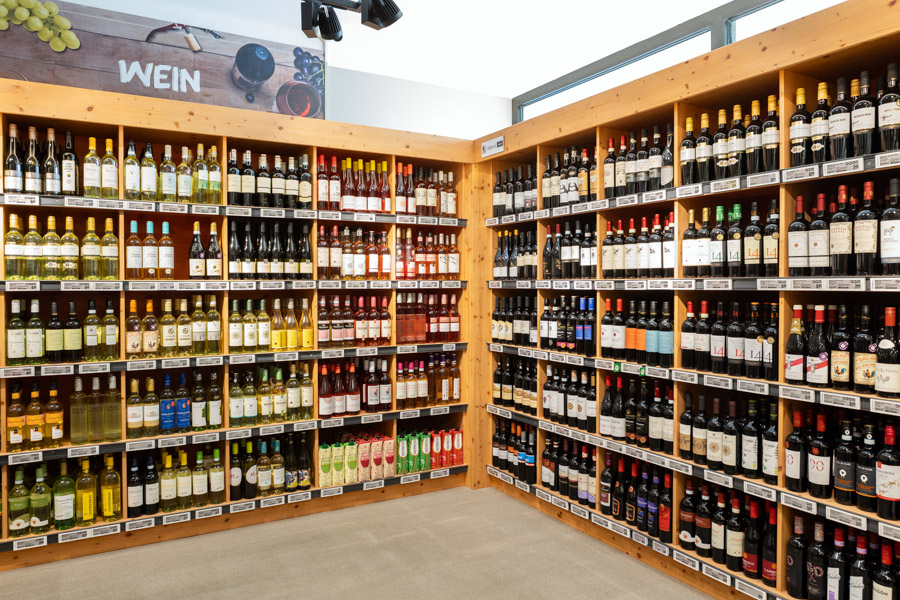 Breite Auswahl an Wein